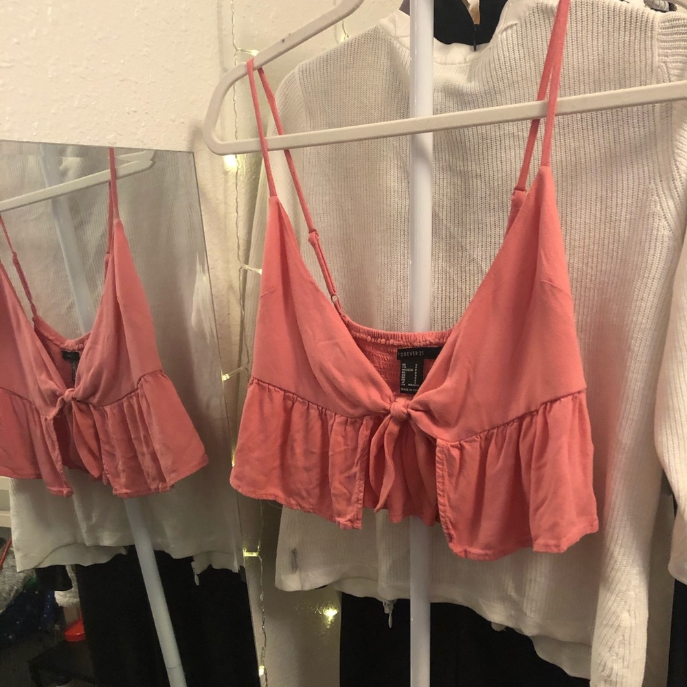 Soft pink cropped tank